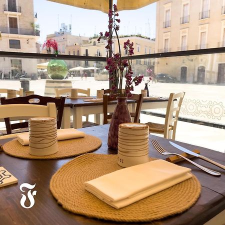 דירות בארי A Flat With A View In The Heart Of The Old Town מראה חיצוני תמונה