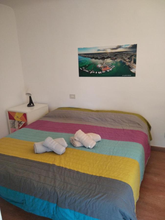 דירות בארי A Flat With A View In The Heart Of The Old Town מראה חיצוני תמונה